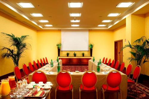 Rome Marriott Park Hotel - image 11
