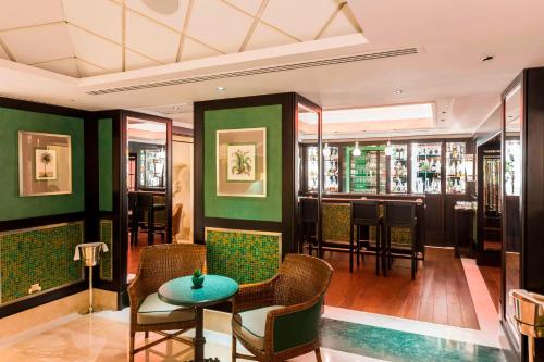 Rome Marriott Grand Hotel Flora - main image