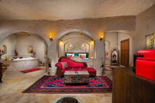 1 king bed, 2 twin beds