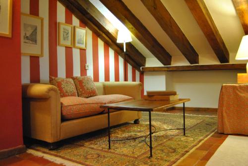 El Hotel De La Villa in Pedraza-Segovia