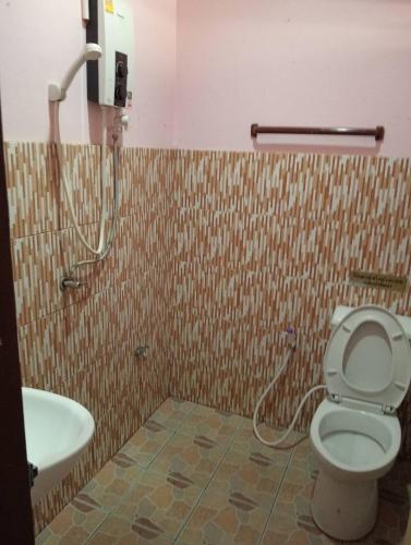 Yok 2 Guesthouse 