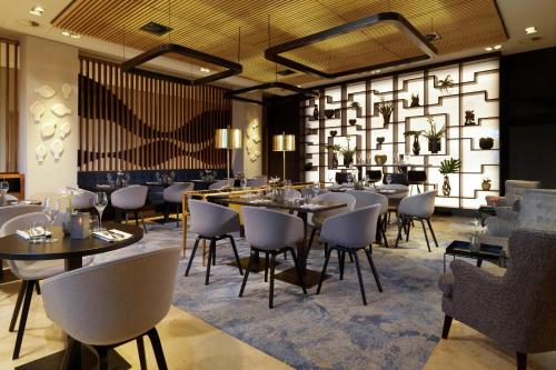 Rotterdam Marriott Hotel - image 10