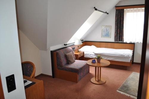 1 twin bed