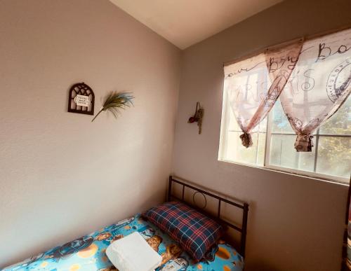 Las Vegas Simple bed Share room