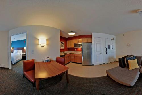 Sleeps 3
