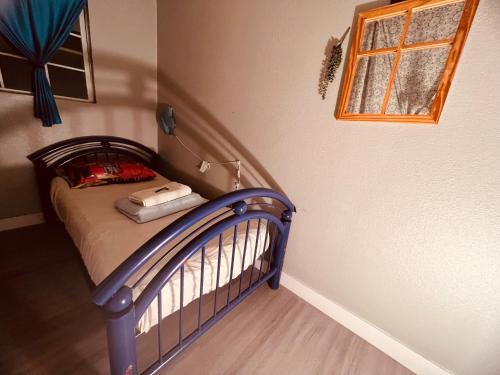 Las Vegas Simple bed Share room