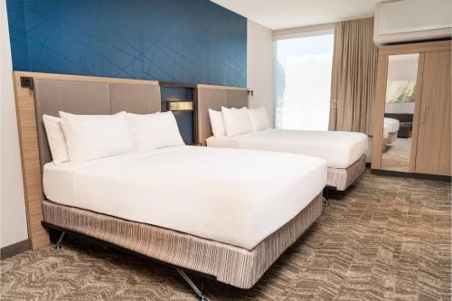 SpringHill Suites by Marriott Irvine Lake Forest in Lake Forest, USA