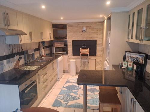 River Apartment in Gated Complex in Keurboomstanu