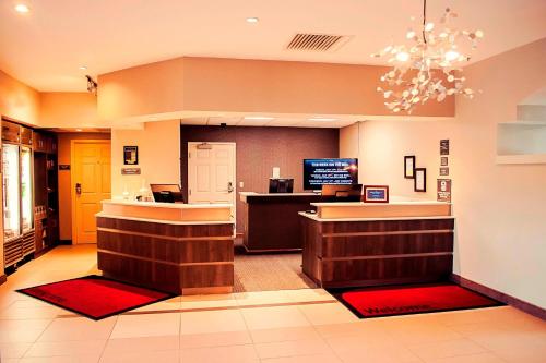 Residence Inn by Marriott Cincinnati Airport - 로비