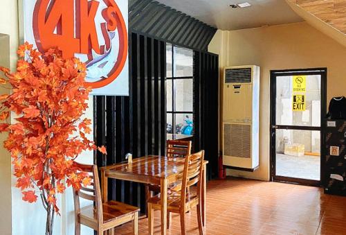 Restaurant, RedDoorz @ 4ks Pension House Bogo City Cebu in Bogo City