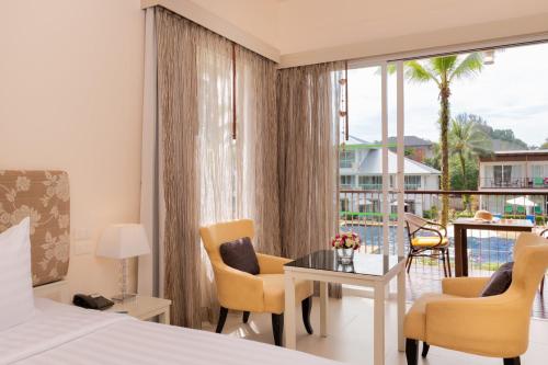 room detail thumbnail 0