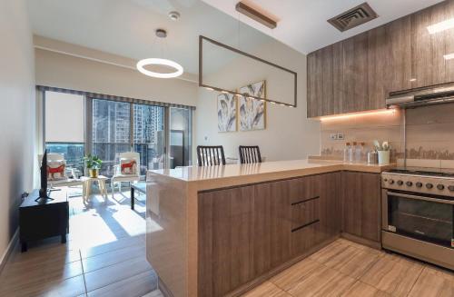 Elite LUX Holiday Homes - Stunning Lake View 1BHK Retreat in JLT Dubai, Dubaï (photo 7)