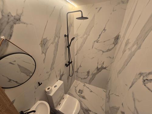 T1 Bamboo apartament - image 5