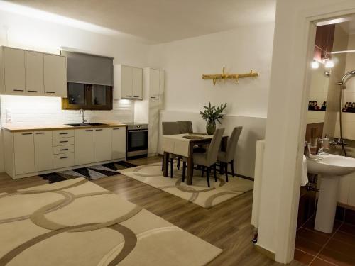 화장실, PS Apartment Polydrosos - PS Rental in 폴리드로소스