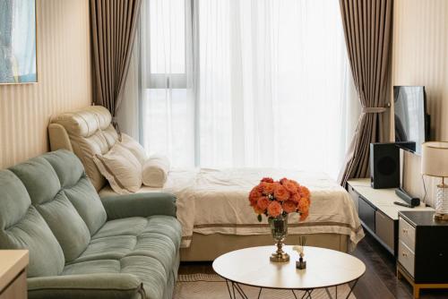 Ở Nhà Apartment Vinhomes Smart City