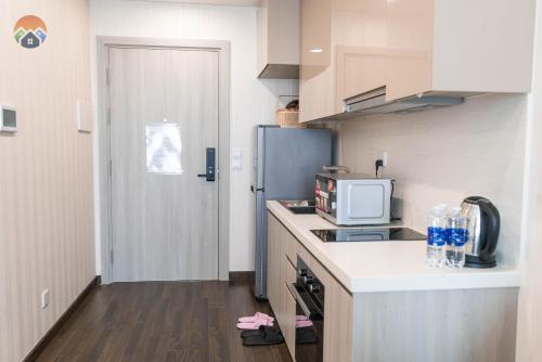 Ở Nhà Apartment Vinhomes Smart City - 주방