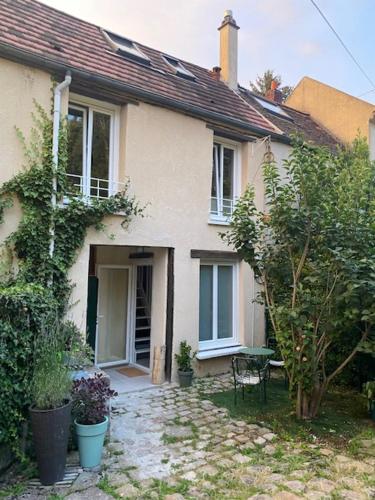 Le 18 Pontcel in Luzarches