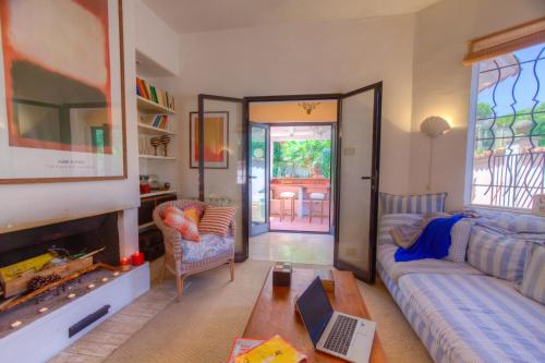 Fregene Luxury Villa - Garden & Pool for 11 Guests