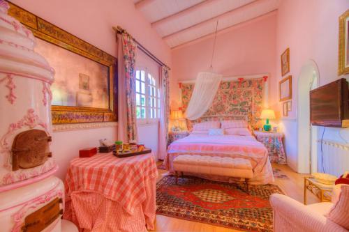 Fregene Luxury Villa - Garden & Pool for 11 Guests