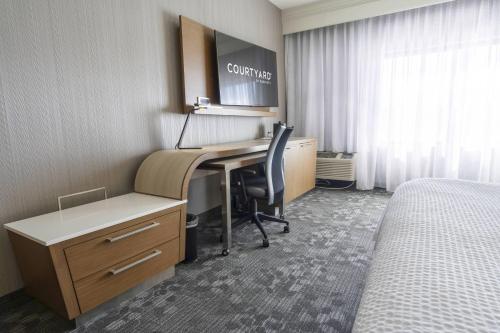 Courtyard by Marriott Cleveland Willoughby, Willoughby (photo 6)