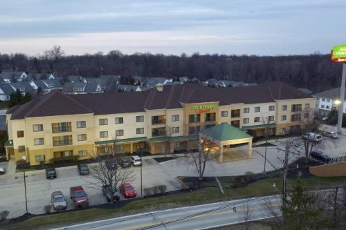 Courtyard by Marriott Cleveland Willoughby in Willoughby, USA