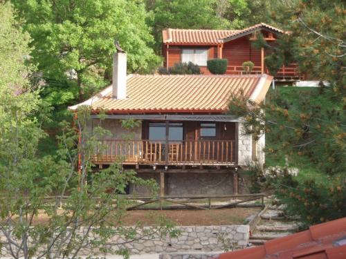  Chalets Tetrapolis in Palaiokhórion