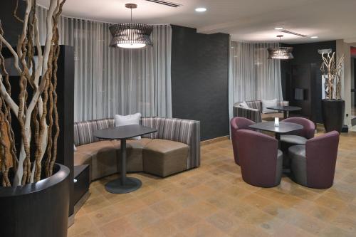 Courtyard by Marriott Charlotte Matthews - image 14