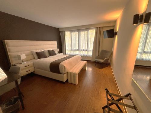 Escale Hotel Room Type - Double Room