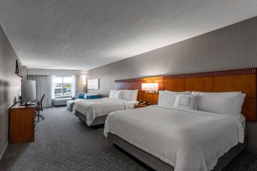 Queen Room with Two Queen Beds