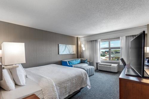 King Room with Sofa Bed and City View