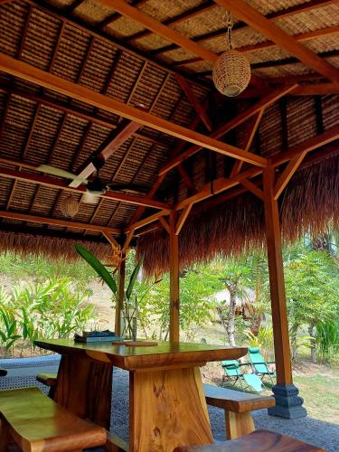 ระเบียง/ชานเรือน, Secret Beach Bungalow in กังกา