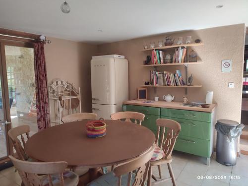 Dordogne Cottage in Sainte-Sabine-Born
