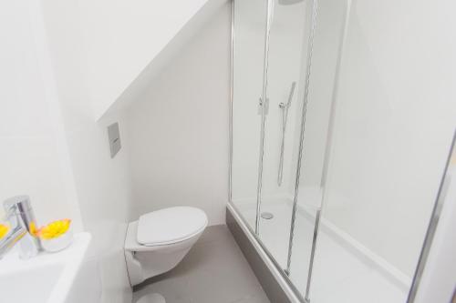 Loving Chiado - image 5