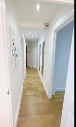 Center London Apartment, Лондон