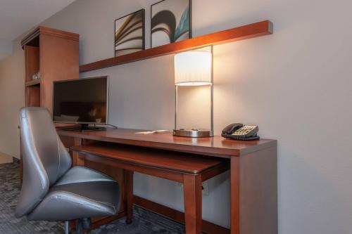 Courtyard by Marriott Charlotte Lake Norman - image 10