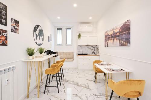 5 minutes from the Vatican - Elegant flat - Wi-Fi, Roma (foto 3)