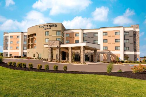 Courtyard by Marriott Cleveland Elyria, Элирия (фото 2)