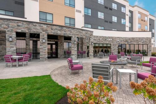 Θέα, Courtyard by Marriott Cleveland Elyria in Ιλυρία(Οχάιο)