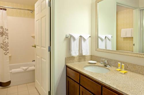 Residence Inn Indianapolis Carmel - image 2