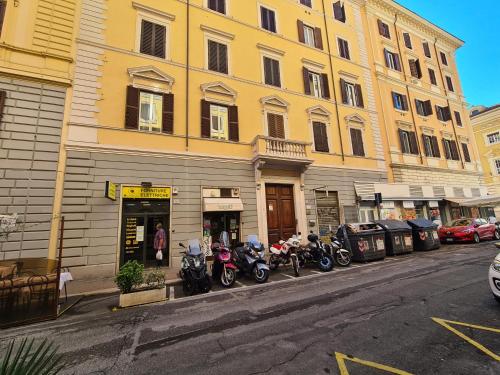 BnB Rooms And Comfort, Рим (фото 10)