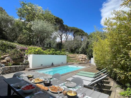 Superb villa-Hauteurs Bastia-Heated pool-View gîte à louer Saint Antoine