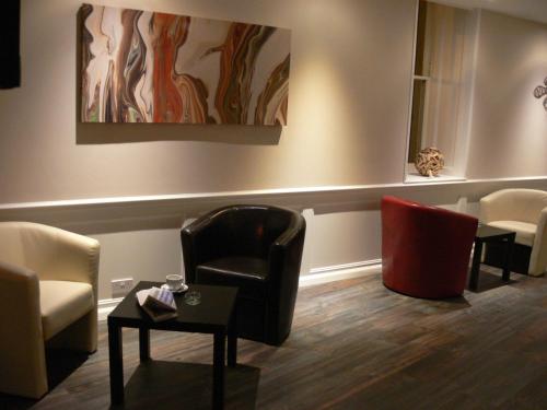 Facilities, The Home Arms Guesthouse in Eyemouth