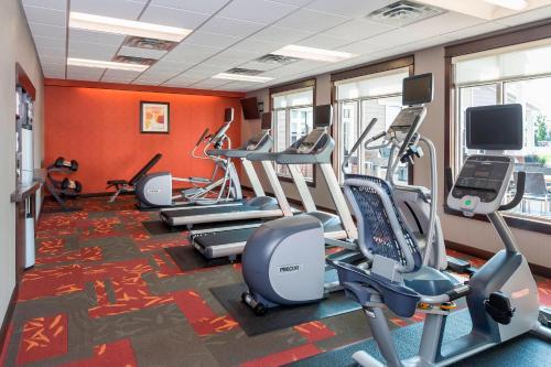 Residence Inn by Marriott Fargo - image 7
