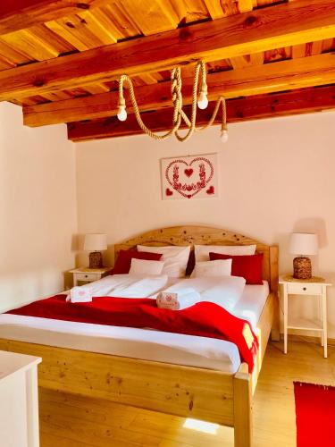 SZÍVES LAK (SZIVES LAK) in เฟอร์ตอสเซนต์มิคลอส