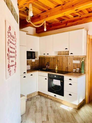 SZÍVES LAK (SZIVES LAK) in เฟอร์ตอสเซนต์มิคลอส