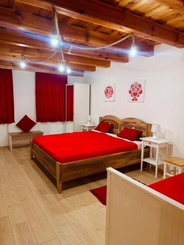 SZÍVES LAK (SZIVES LAK) in เฟอร์ตอสเซนต์มิคลอส