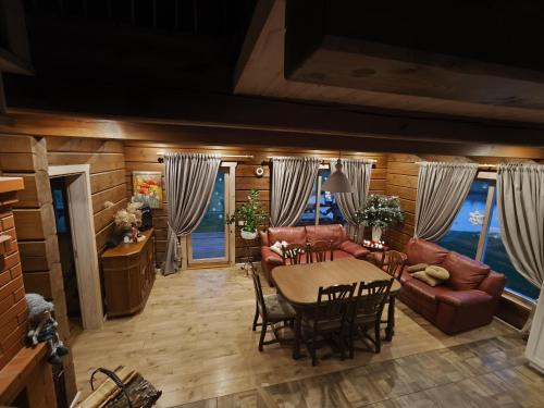 Užmiesčio trobelė (Uzmiescio trobele) in 比利亞基埃米斯