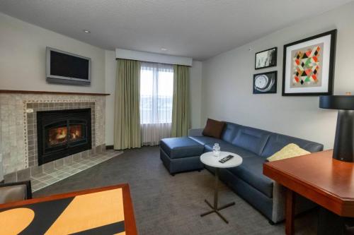 Residence Inn by Marriott Hazleton - image 10