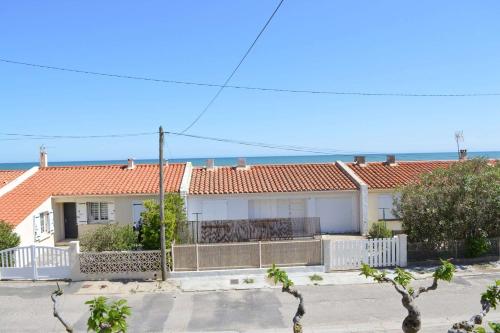 SP930-004 Appartement 3 pièces 4 couchages SAINT PIERRE LA MER - image 4