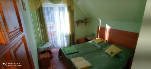 2 double beds